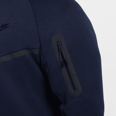 Nike Tech