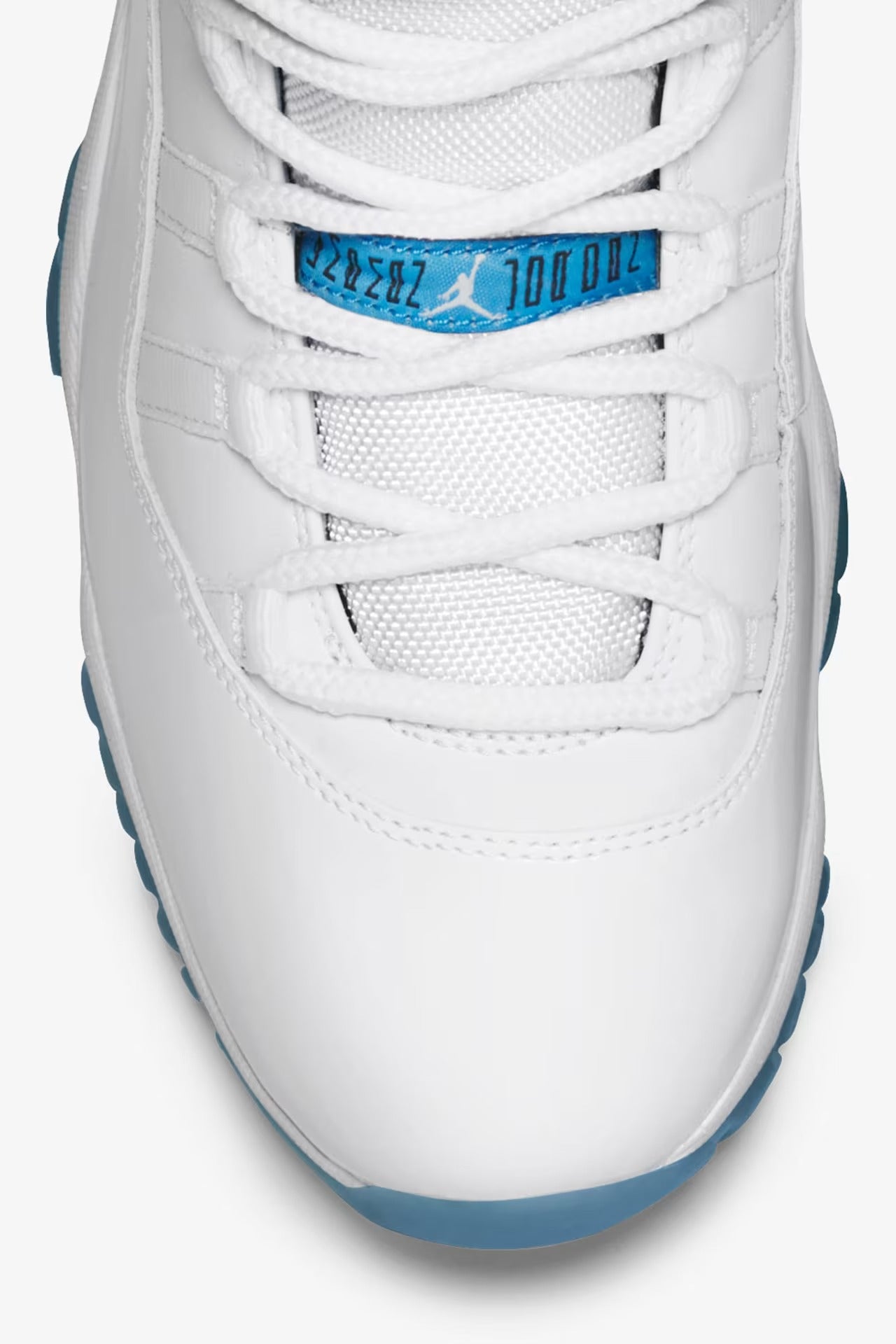 Air Jordan 11 Legend Blue