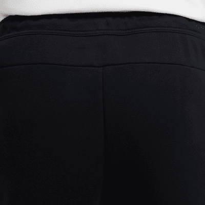 Nike Tech