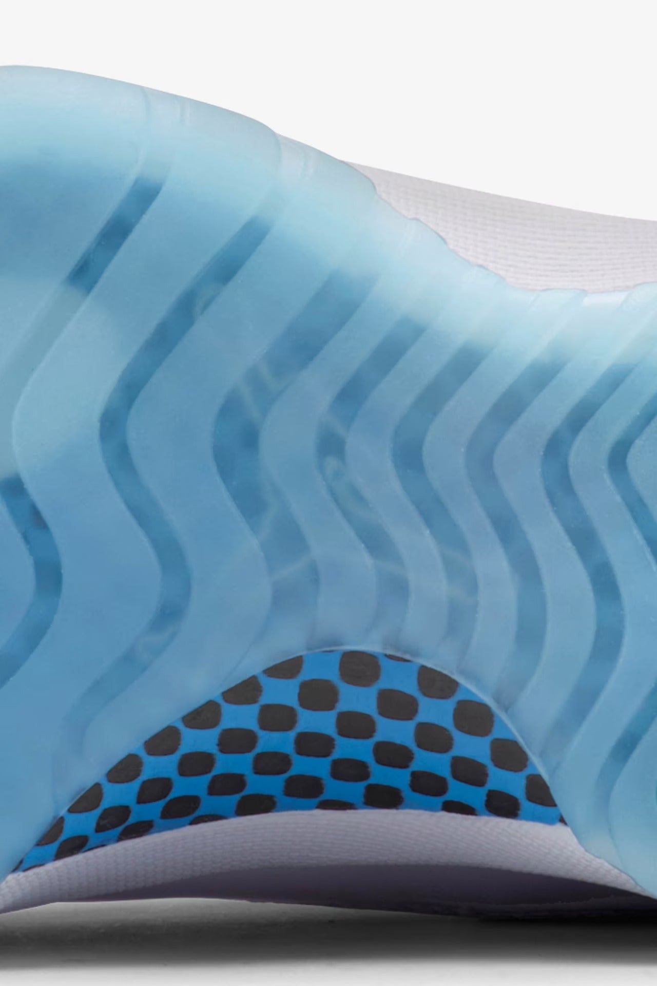 Air Jordan 11 Legend Blue