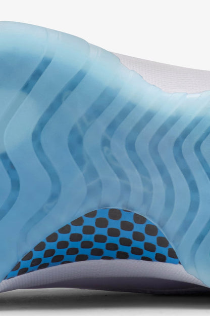 Air Jordan 11 Legend Blue