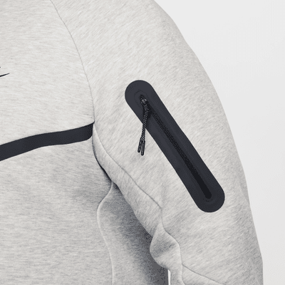 Nike Tech