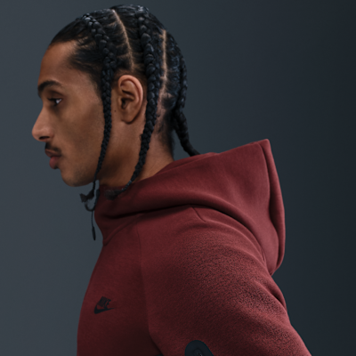 Nike Tech