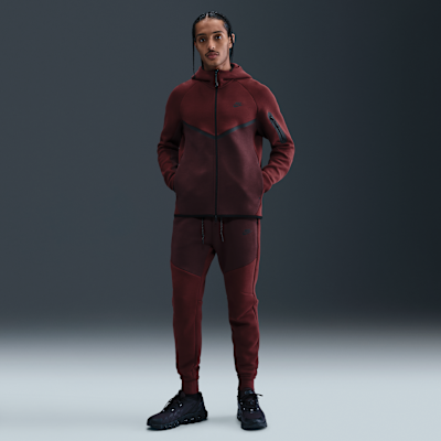 Nike Tech