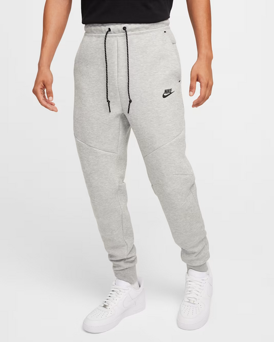 Nike Tech