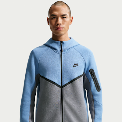 Nike Tech