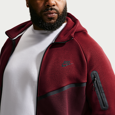 Nike Tech