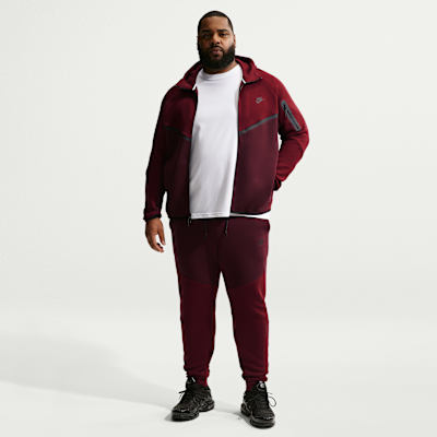 Nike Tech