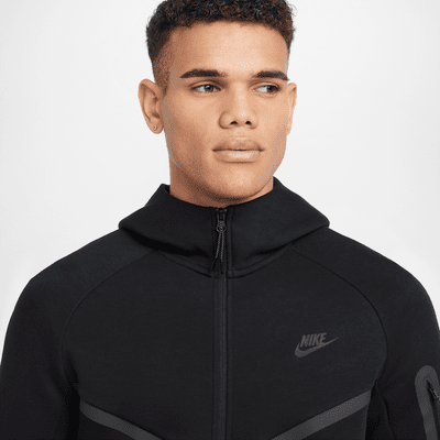 Nike Tech
