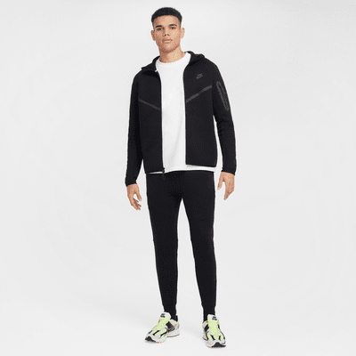 Nike Tech