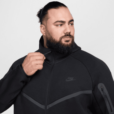Nike Tech