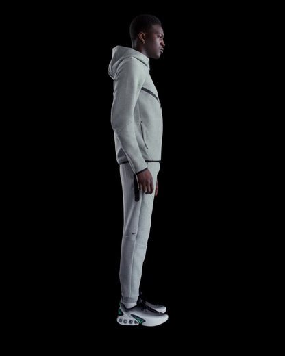 Nike Tech