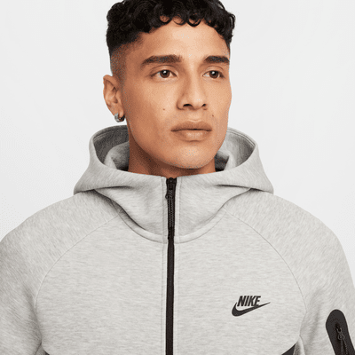 Nike Tech