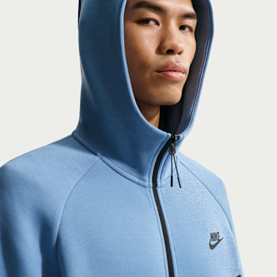 Nike Tech