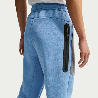 Nike Tech