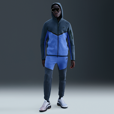 Nike Tech