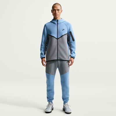 Nike Tech