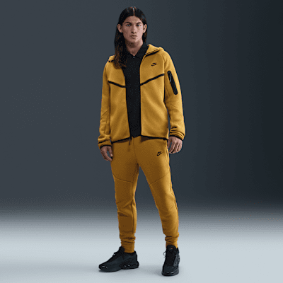 Nike Tech