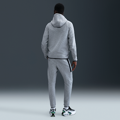 Nike Tech