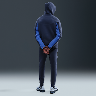 Nike Tech