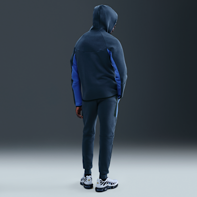 Nike Tech