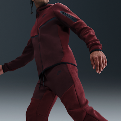Nike Tech