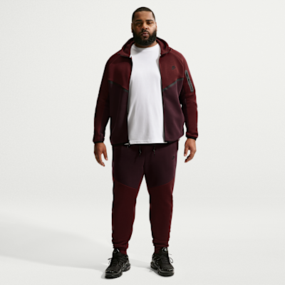 Nike Tech