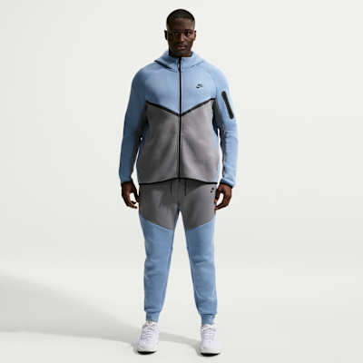 Nike Tech
