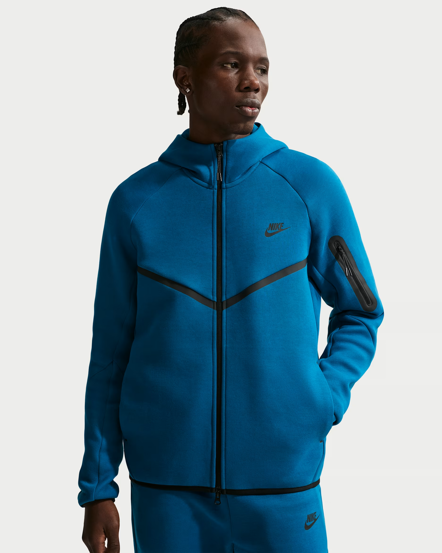Nike Tech